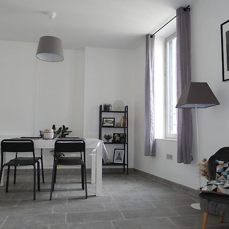 Maison Carrée/Coeur historique de Nîmes - Superbe Appt 55m² Esterno foto