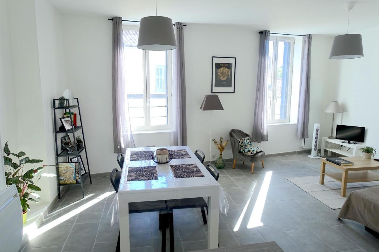 Maison Carrée/Coeur historique de Nîmes - Superbe Appt 55m² Esterno foto